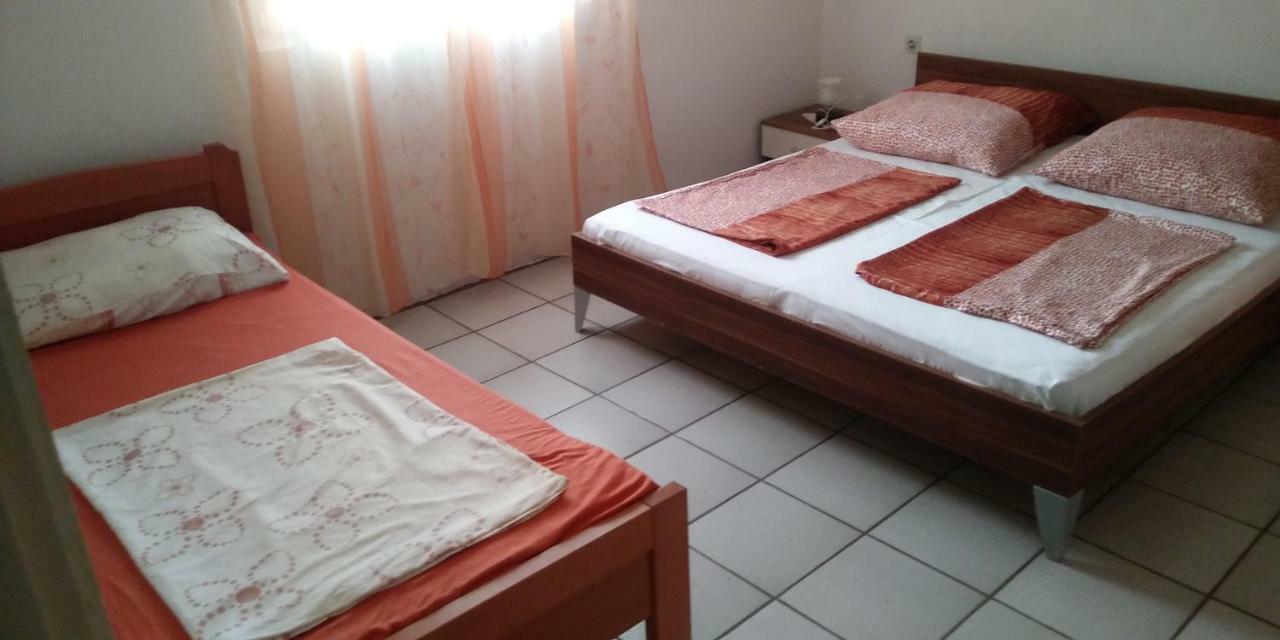 Apartman Pave & Ilija Jr Lopar Esterno foto
